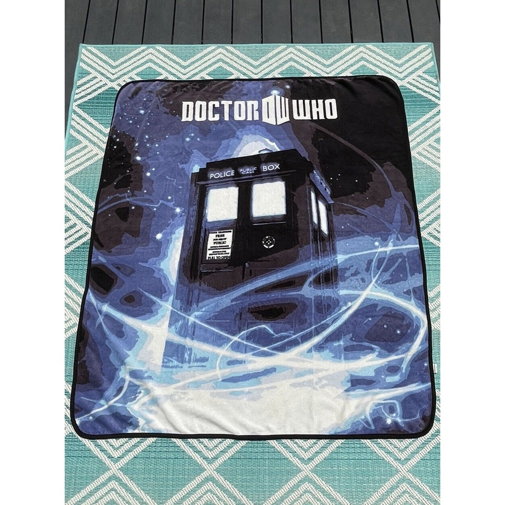 Doctor Who TARDIS Fleece Throw Blanket BBC Sci-Fi Blue Police Box 60x45 Travel